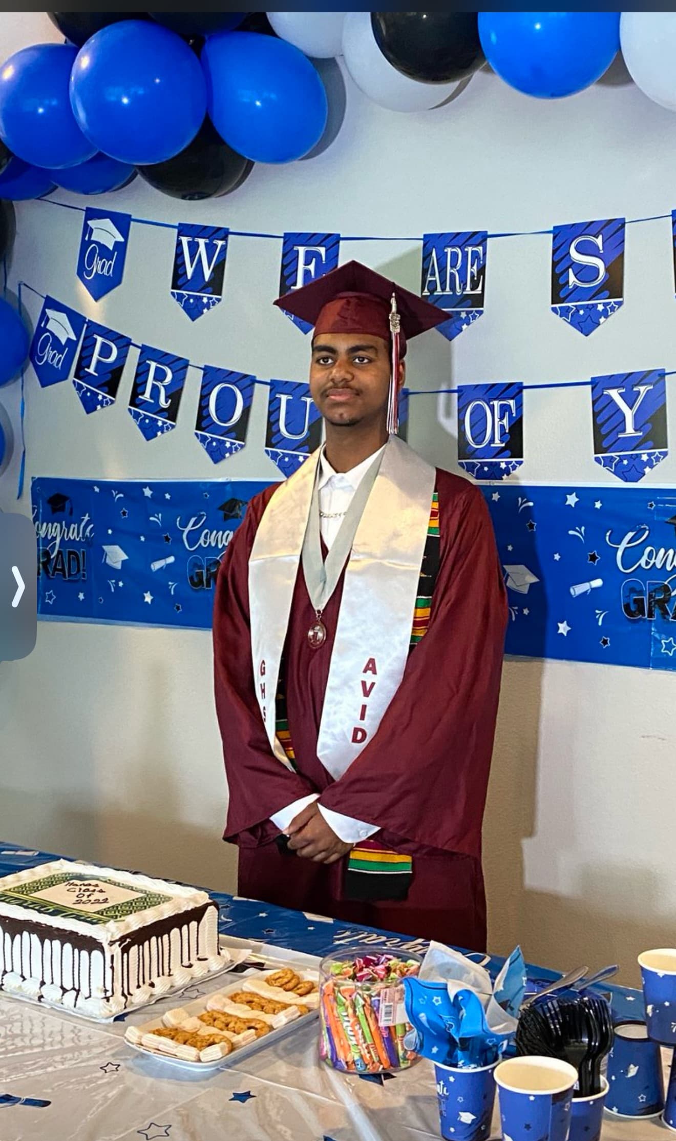 Henos at graduation